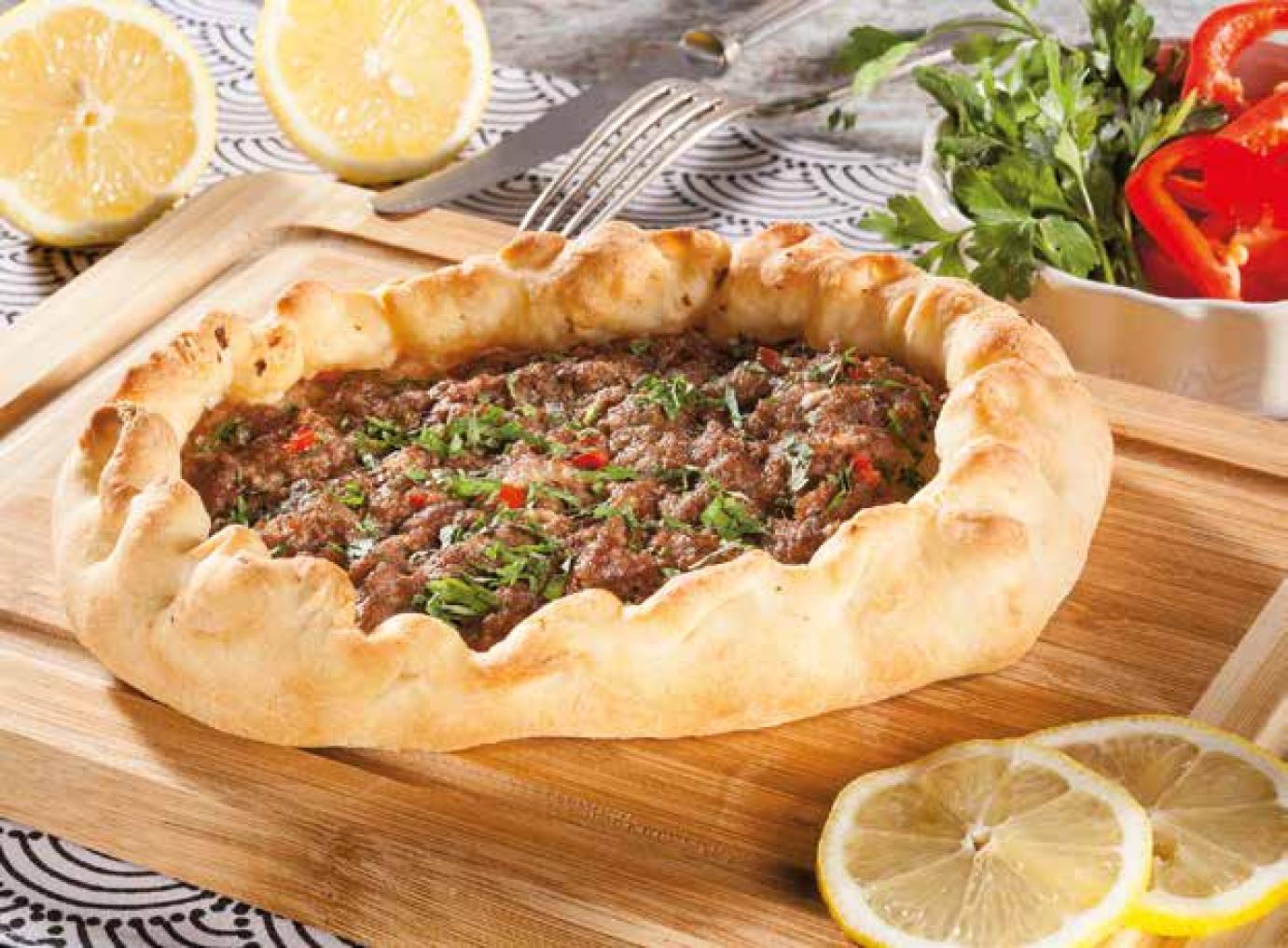 Török pizza bárányhússal (lahmacun)